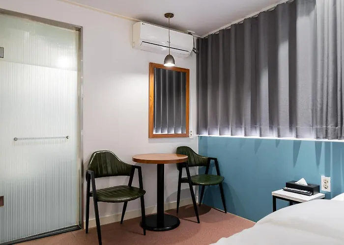 Jamsil Noblestay Hotel 2*